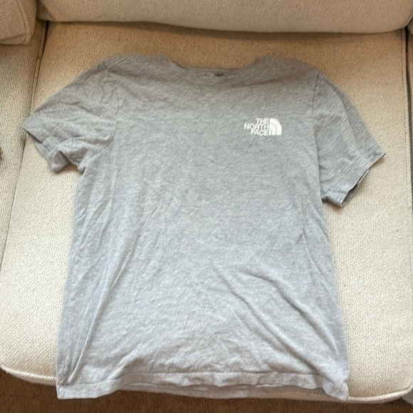 Light Grey the North face t shirt xs - Picture 1 of 3